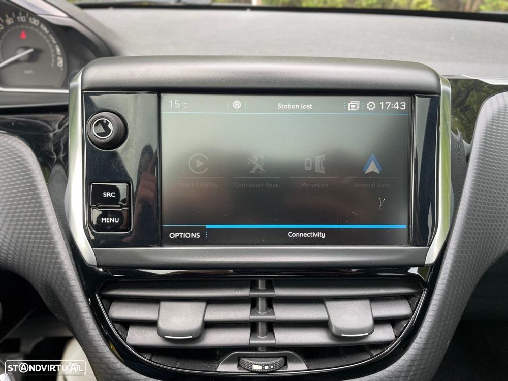 Peugeot 208 1.2 PureTech Allure - 15