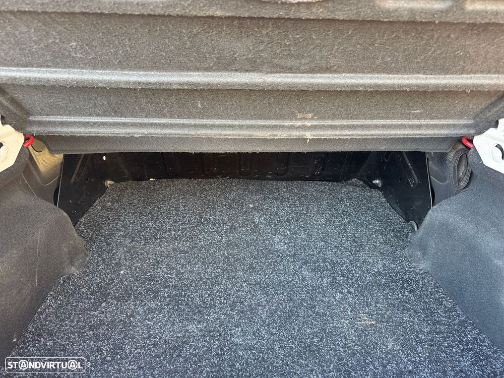 Peugeot 207 1.4 HDi Sport - 12