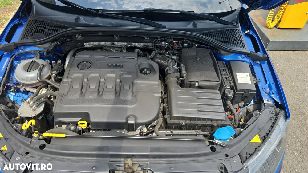 Skoda Octavia 1.6 TDI DSG Style - 7