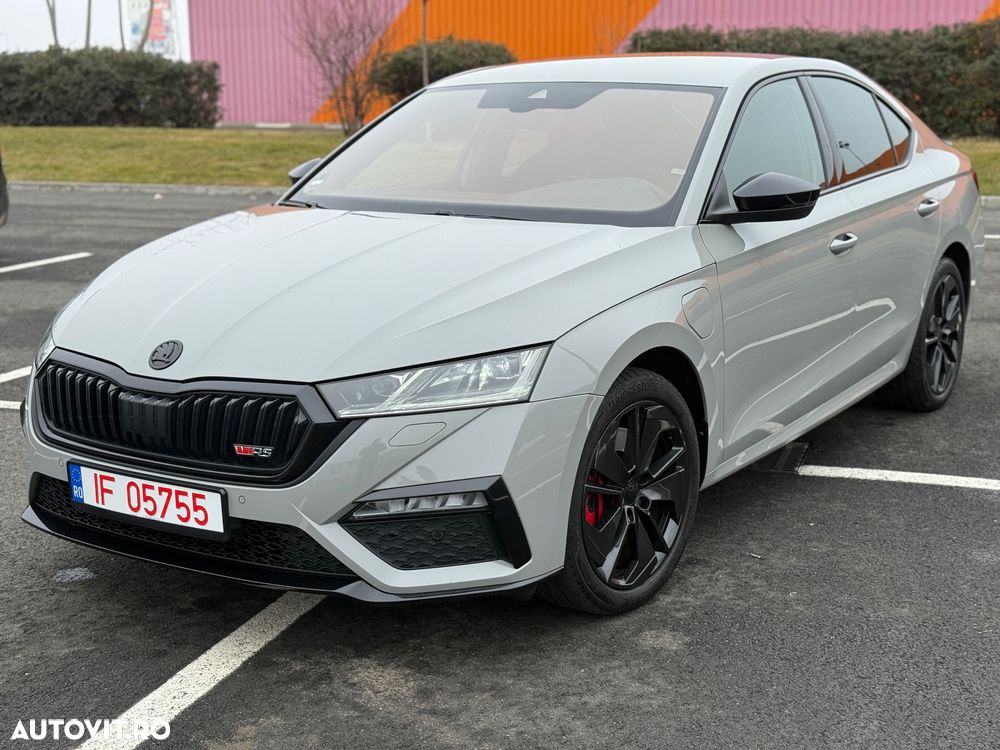 Skoda Octavia 1.4 TSI DSG RS - 2