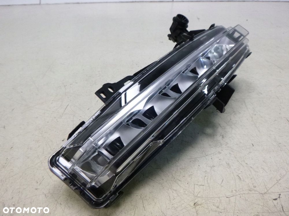 RANGE ROVER VELAR L460 HALOGEN PRAWY LEWY PRZÓD LED PRZECIWMGIELNA - 8