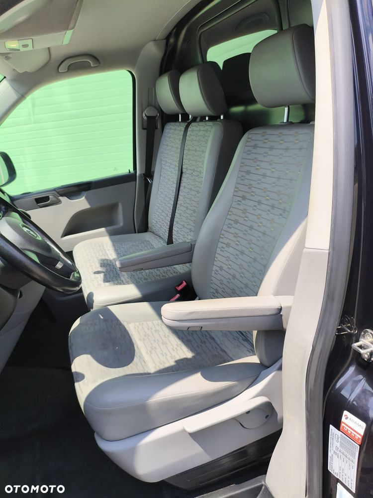 Volkswagen Transporter T5 - 18