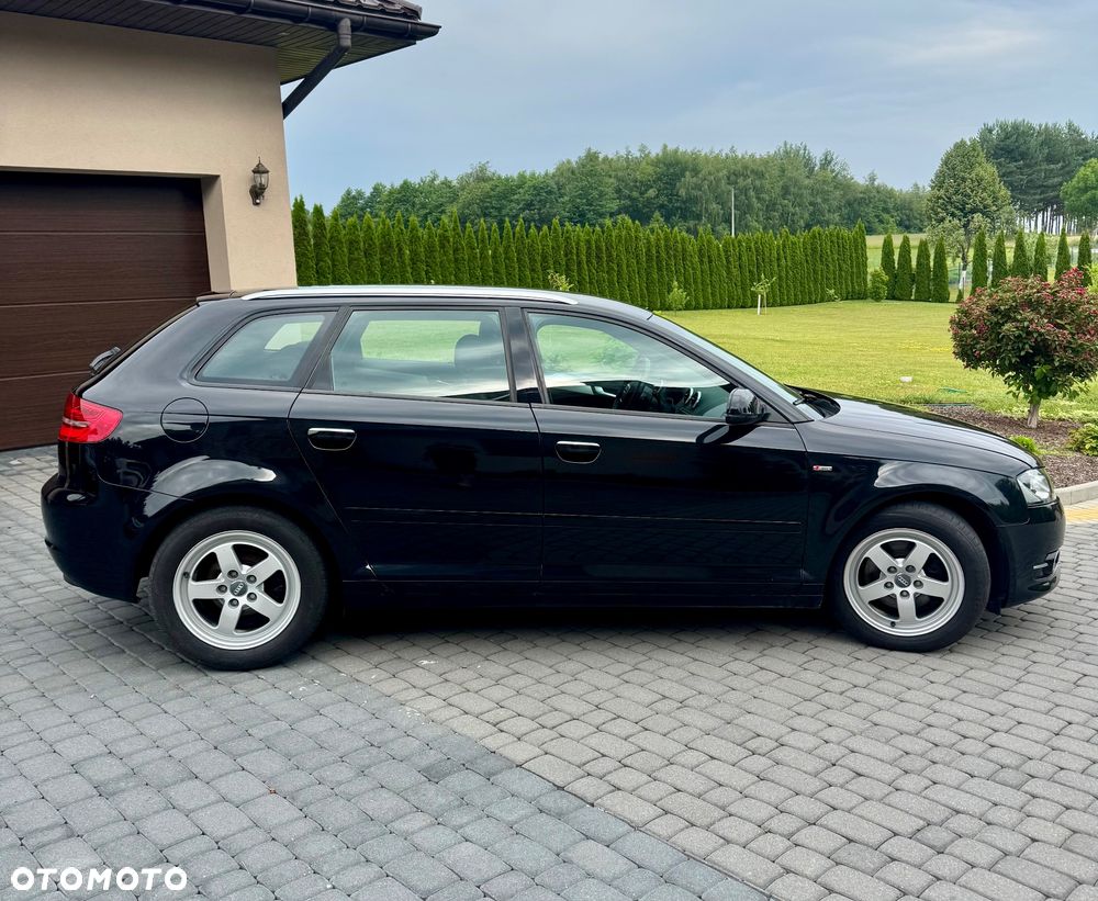 Audi A3 Sportback 1.4 TFSI Edycja Specjalna S tronic - 4