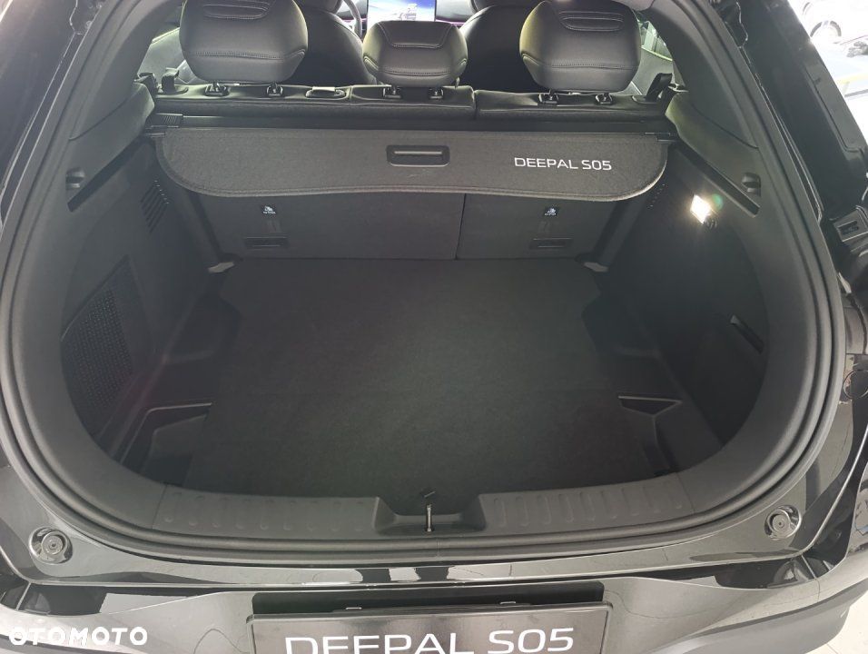 Changan Deepal S05 - 16
