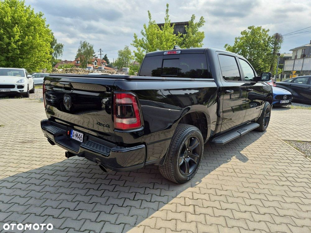 RAM 1500 Crew Cab Sport - 9