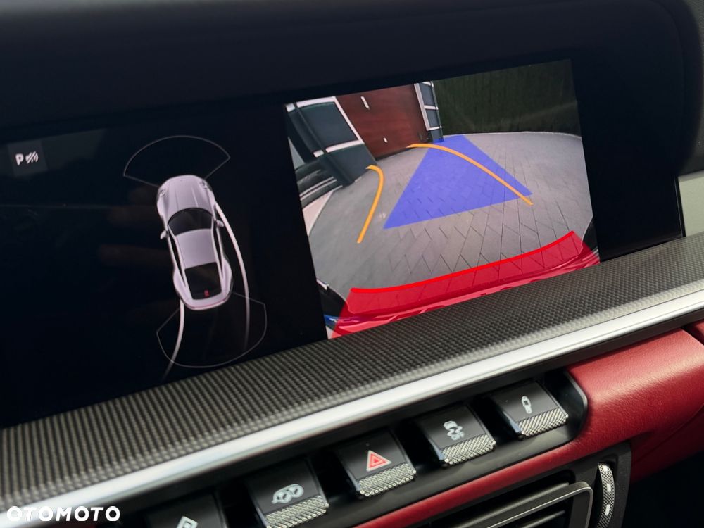 Porsche 911 Carrera 4S - 37