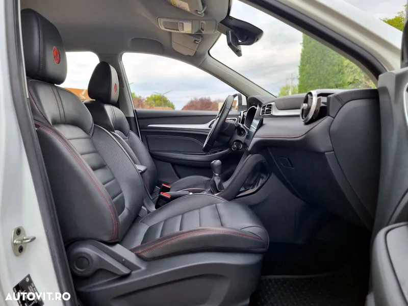 MG ZS ICE 1.5 VTI-tech Luxury - 14