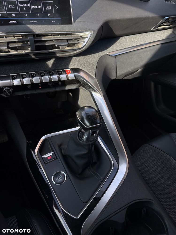Peugeot 3008 - 9