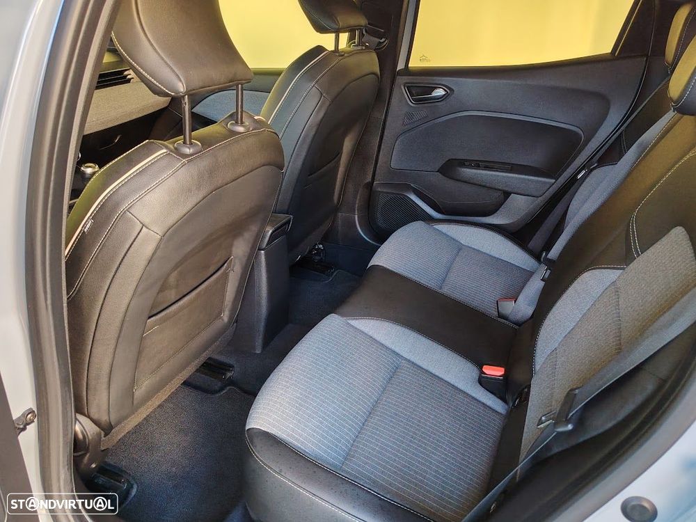 Renault Clio 1.0 TCe Techno - 11