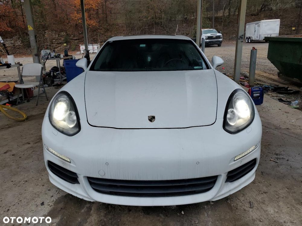 Porsche Panamera S E-Hybrid - 3