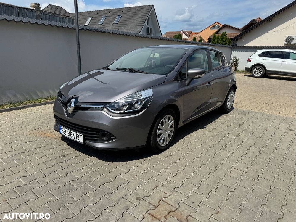 RENAULT Clio 2013