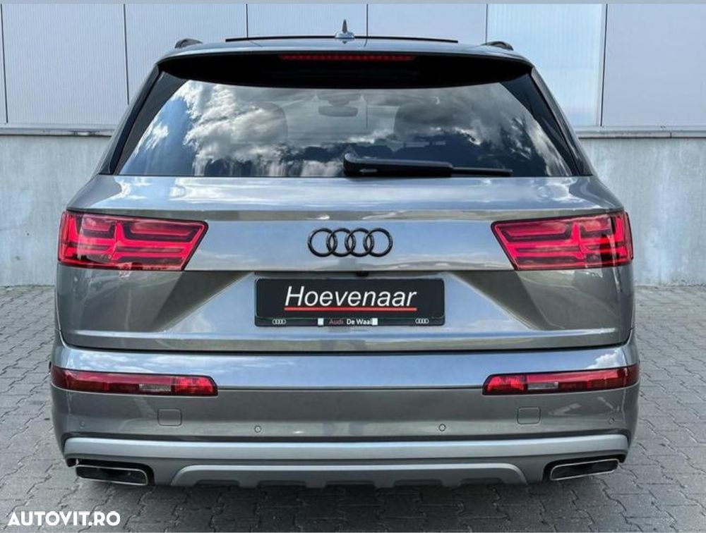 Audi Q7 - 3