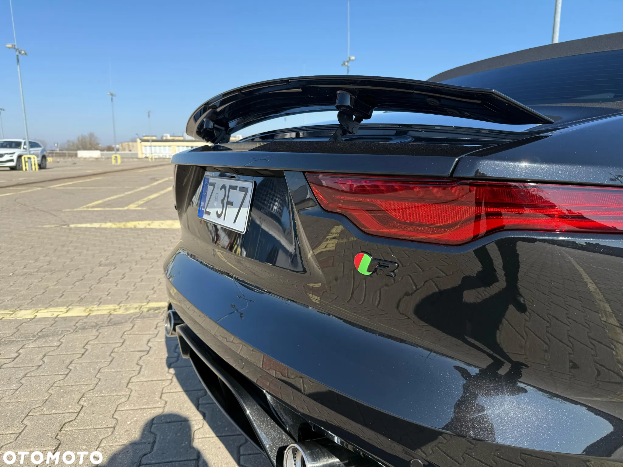 Jaguar F-Type Cabriolet P575 AWD R - 14