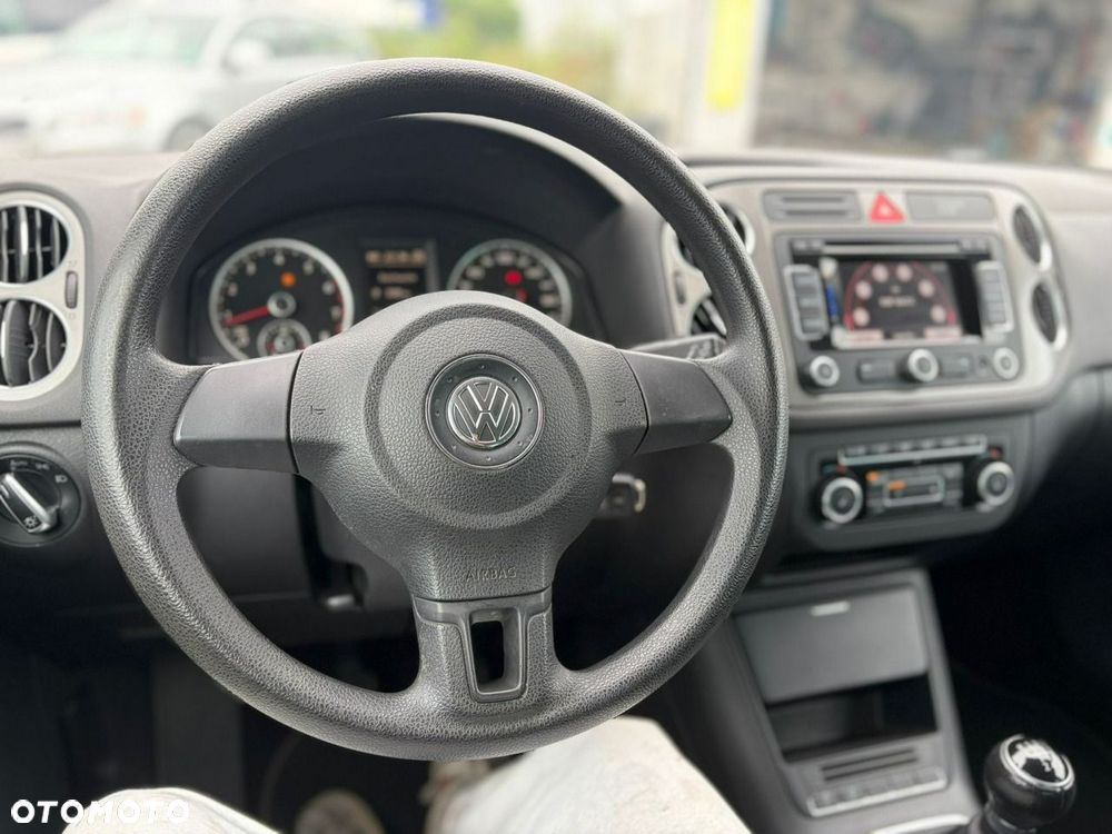 Volkswagen Tiguan - 10
