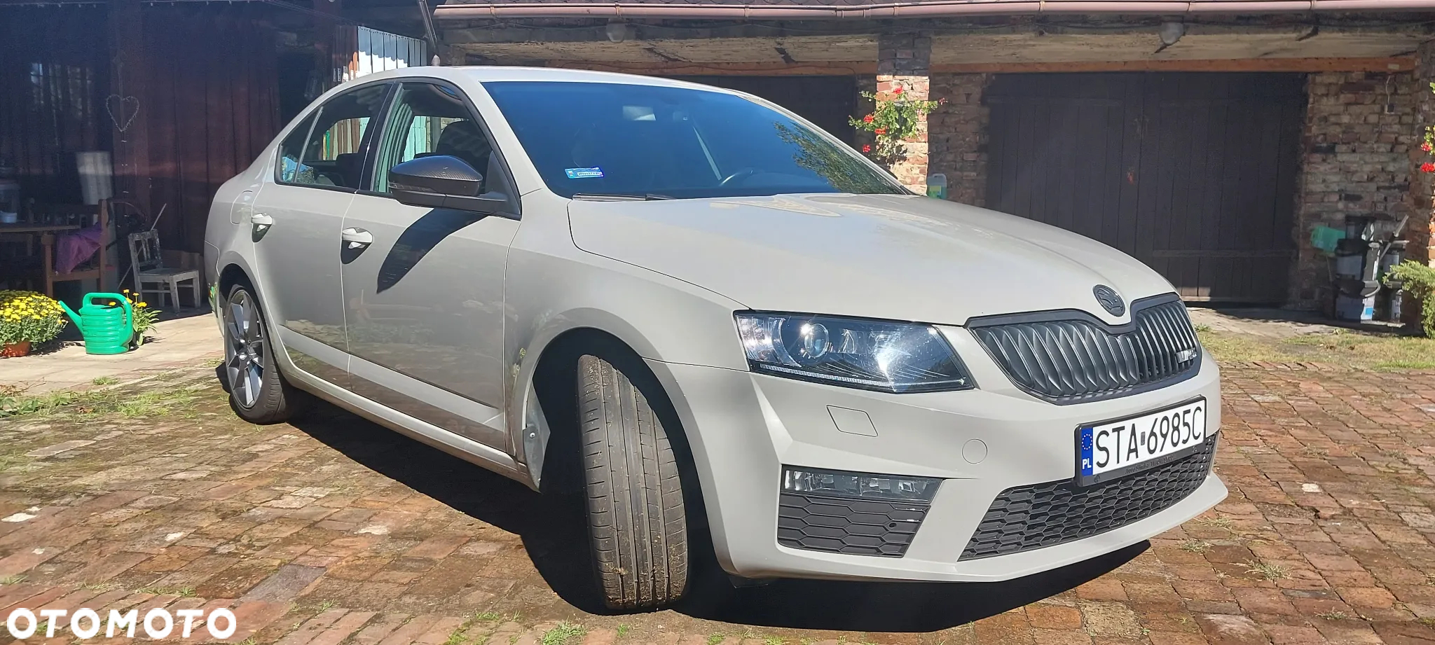 Skoda Octavia 2.0 TDI RS DSG - 2