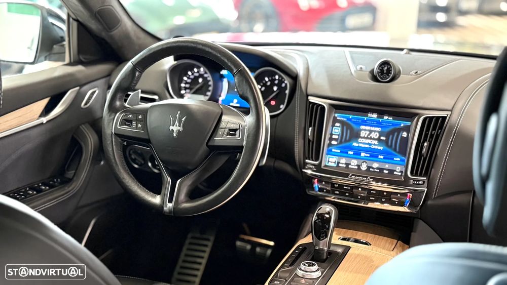 Maserati Levante S Q4 - 15