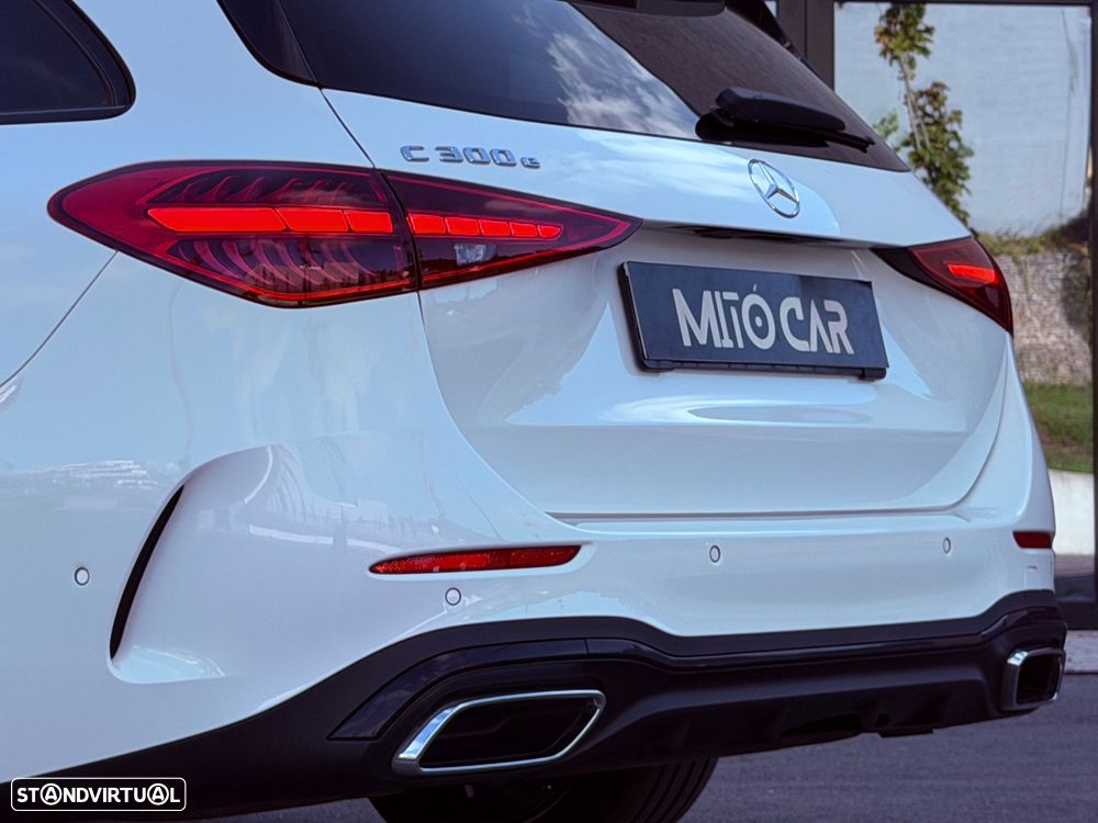 Mercedes-Benz C 300 e T 9G-TRONIC AMG Line - 27