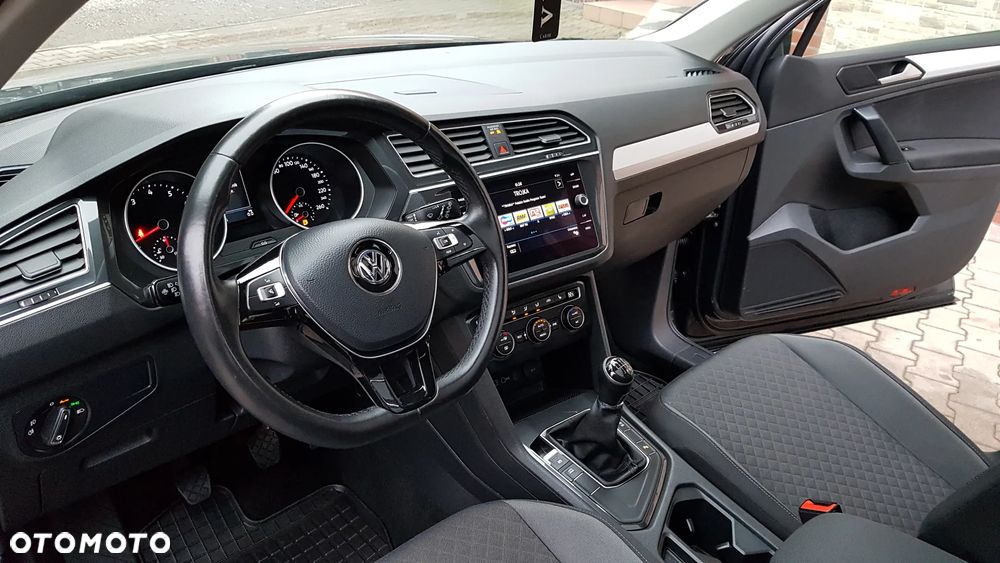 Volkswagen Tiguan 1.5 TSI EVO Comfortline - 22