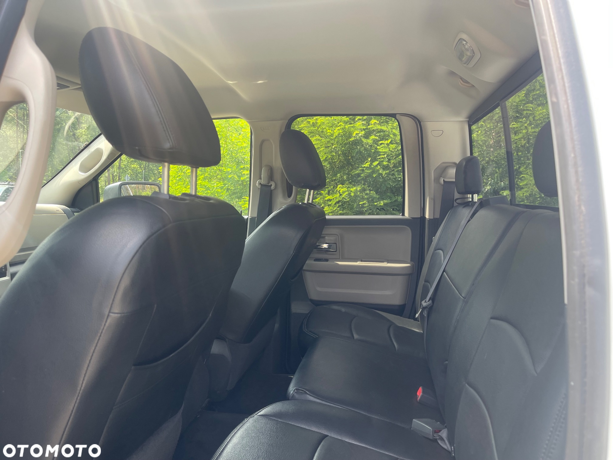 Dodge RAM 1500 5.7 4x4 - 10