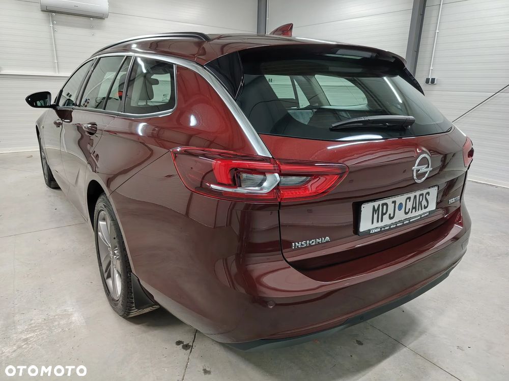 Opel Insignia 1.5 T Exclusive S&S - 10