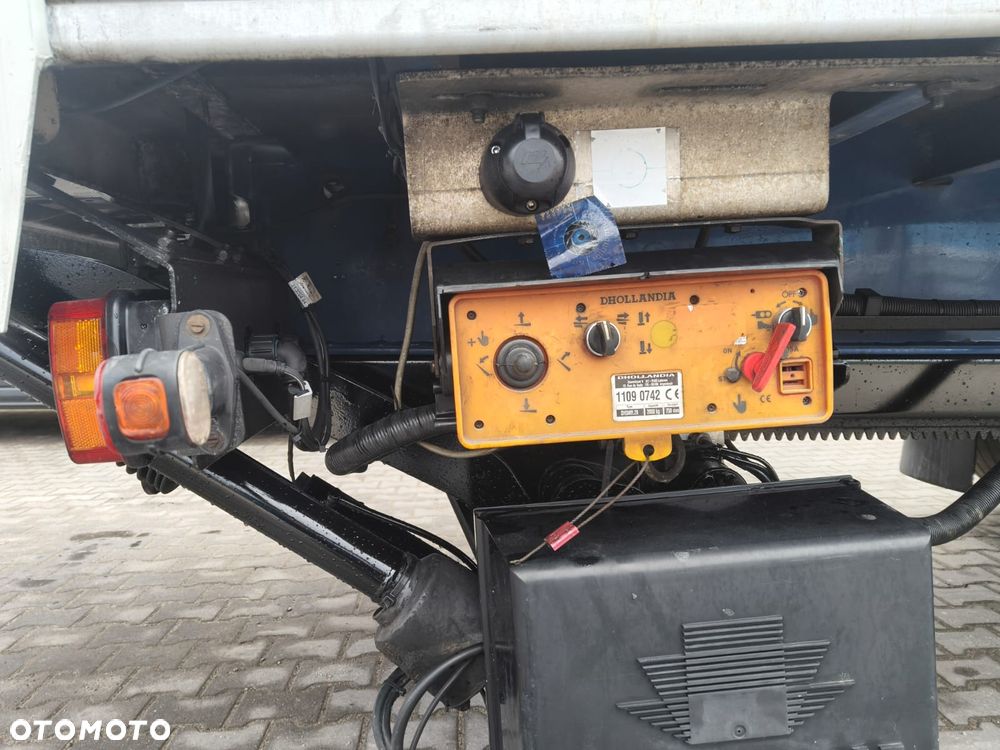 Fruehauf KONTENER FURGON / OSIE BPW . ROLETA / PODŁOGA SZYNA-DESKA / WINDA ZAŁADUNKOWA - 24