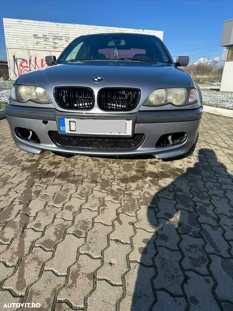 BMW Seria 3 318i - 3