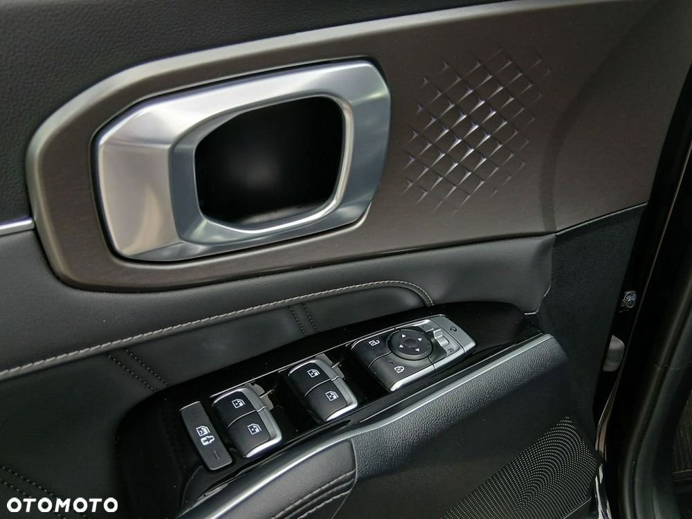 Kia Sorento - 16