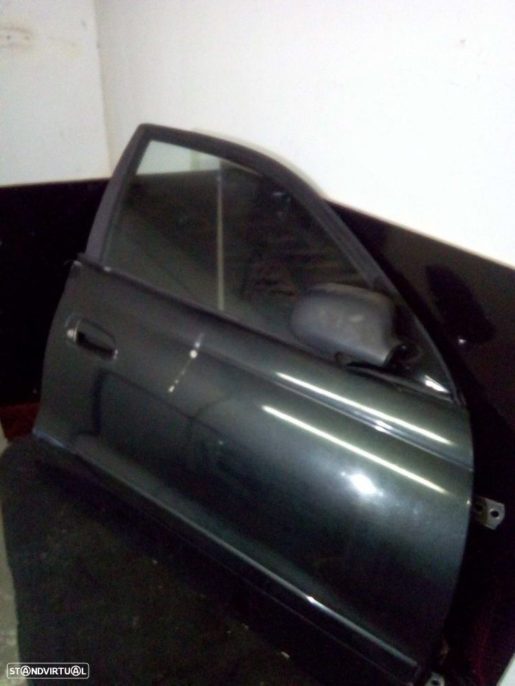 Porta Frente Dto Toyota Carina E (_T19_) - 1