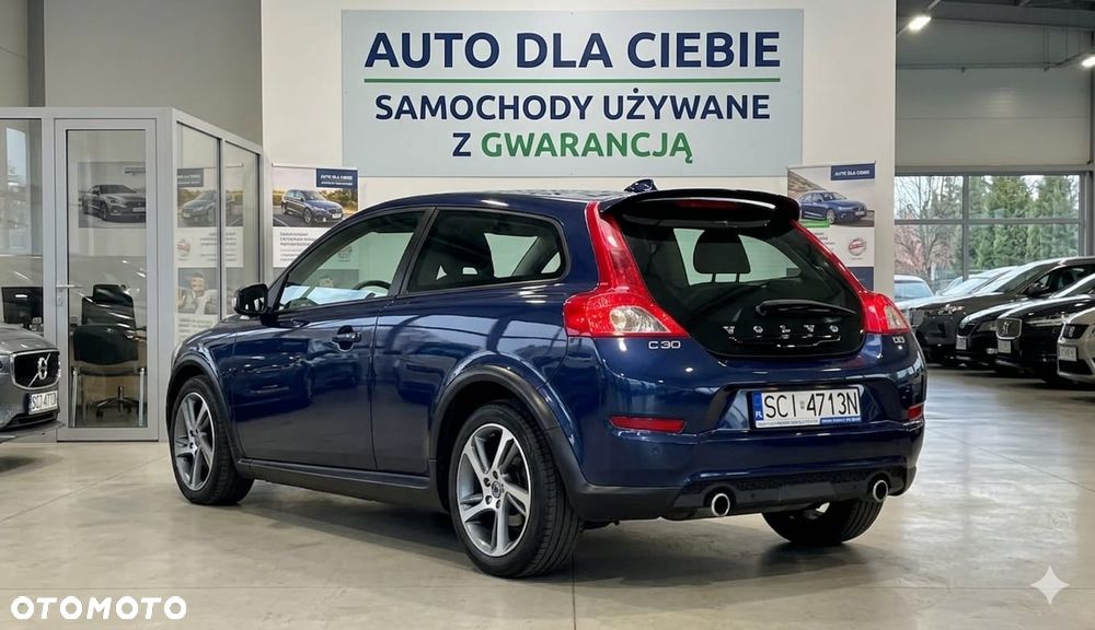 Volvo C30 D3 R-Design - 8