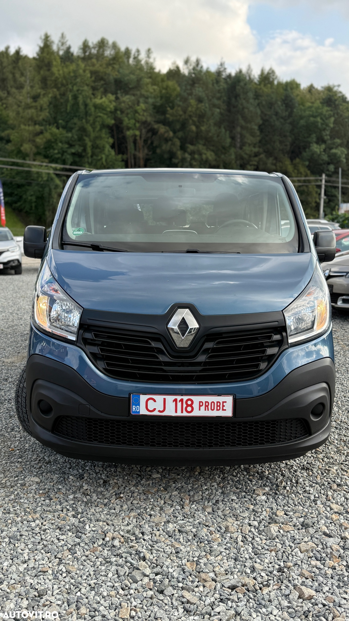 Renault Trafic - 21