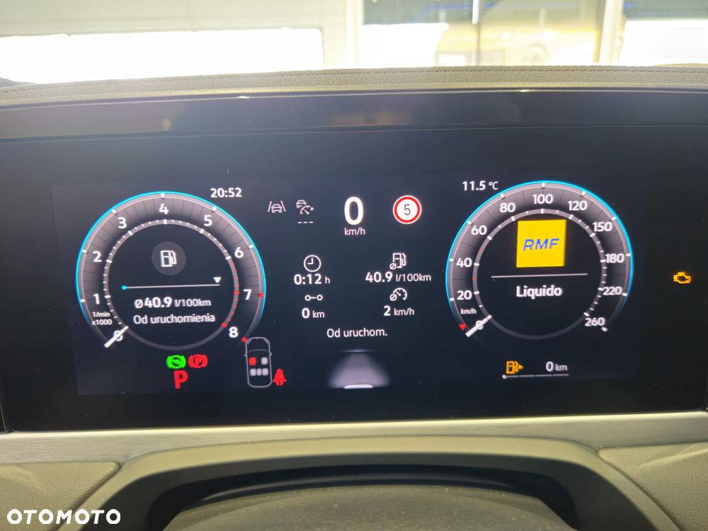 Volkswagen Passat - 9