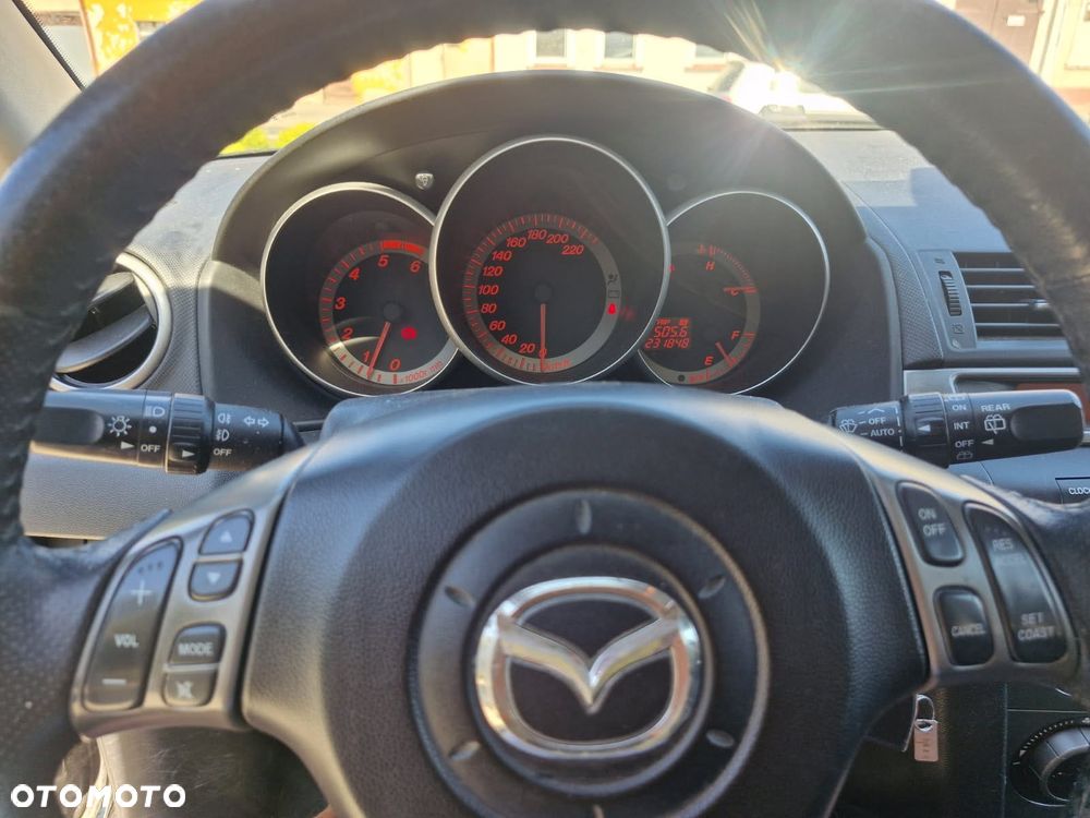 Mazda 3 - 6
