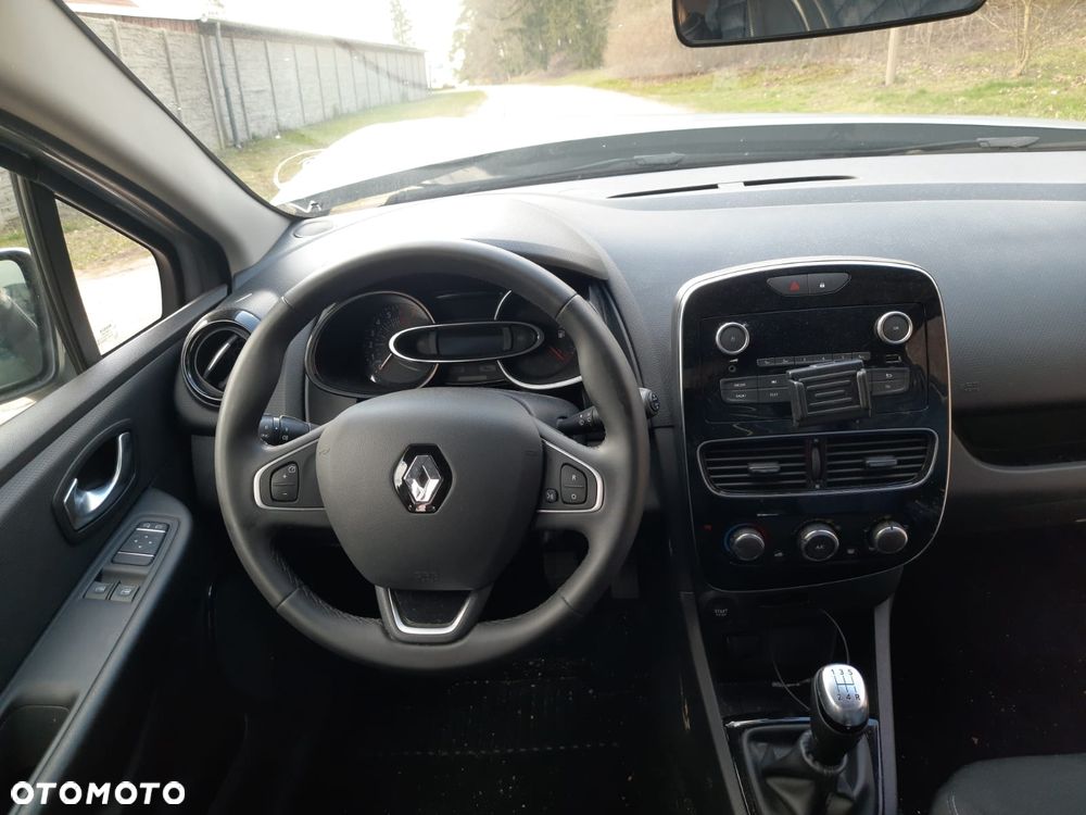 Renault Clio 0.9 TCe Limited - 17