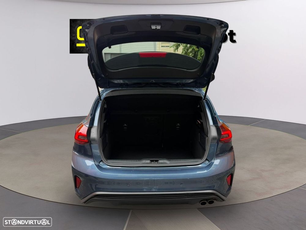Ford Focus - 43