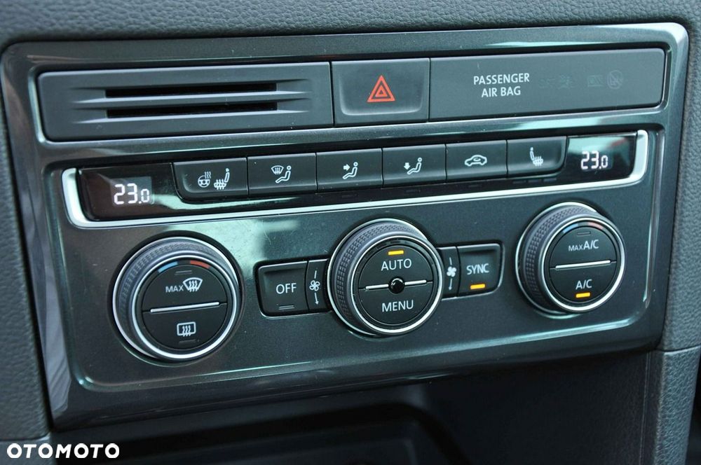 Volkswagen Golf Sportsvan SV 1.5 TSI ACT Comfortline - 19