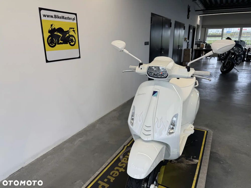 Piaggio Vespa - 34