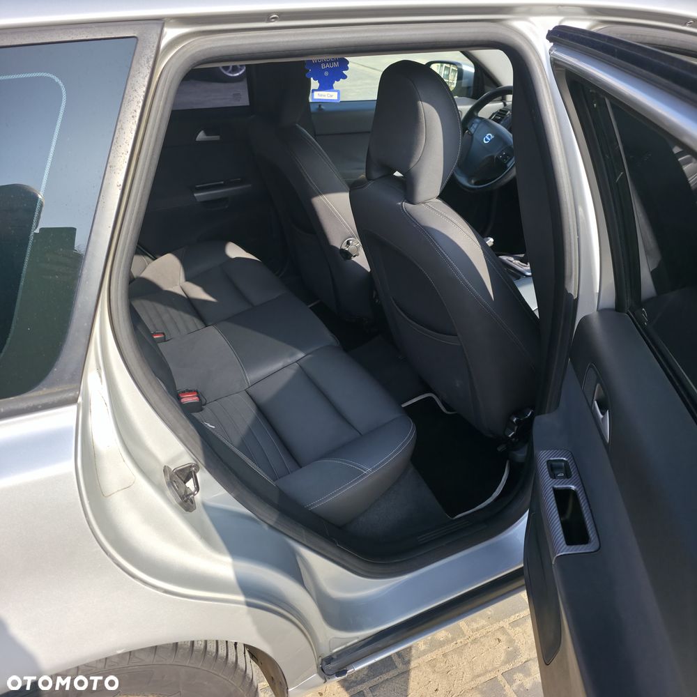 Volvo V50 2.0D - 9