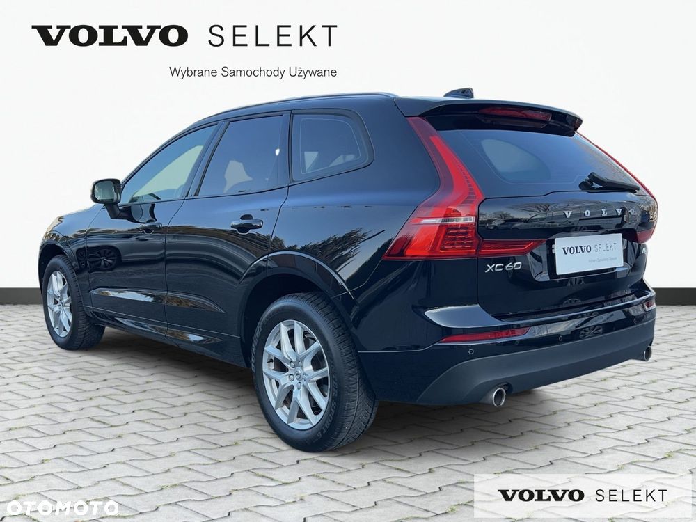 Volvo XC 60 B4 B Momentum - 8