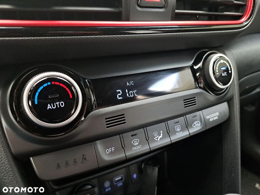 Hyundai Kona 1.6 T-GDI Premium 4WD DCT - 29