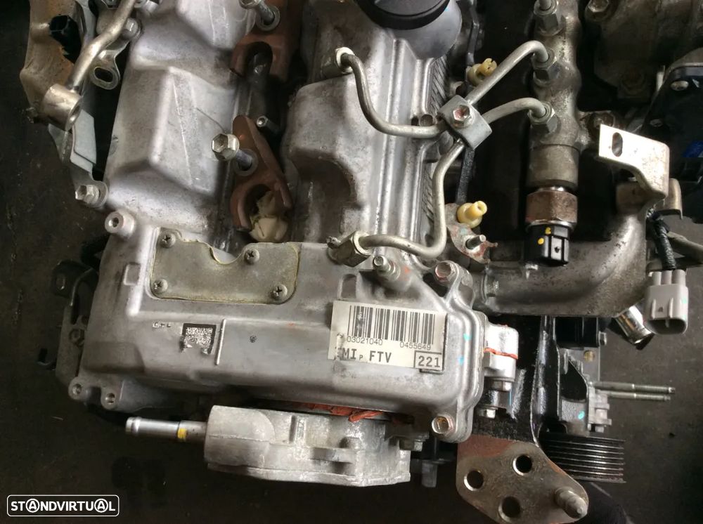 Motor Toyota Verso - 2