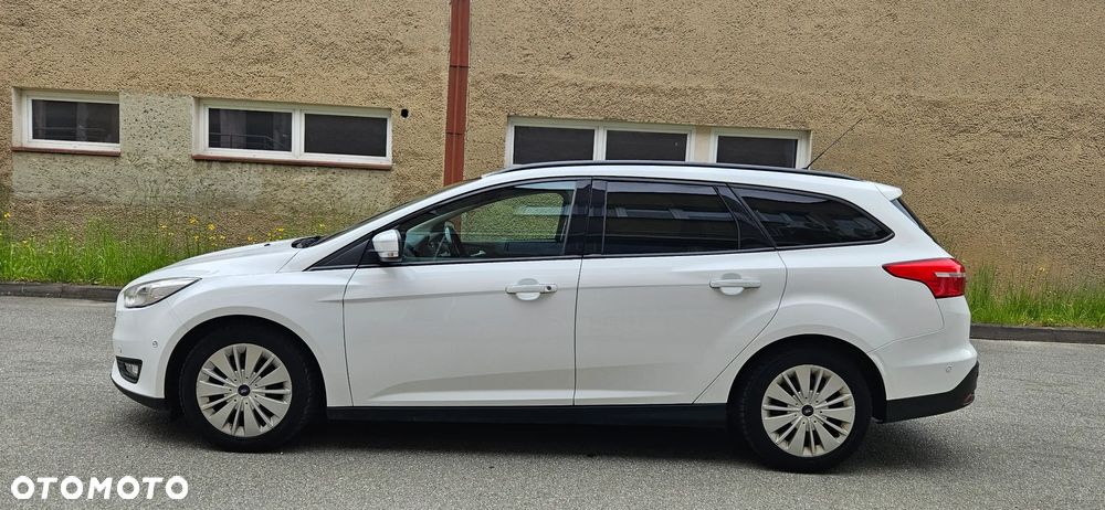 Ford Focus 1.6 TDCi DPF Start-Stopp-System SYNC Edition - 3