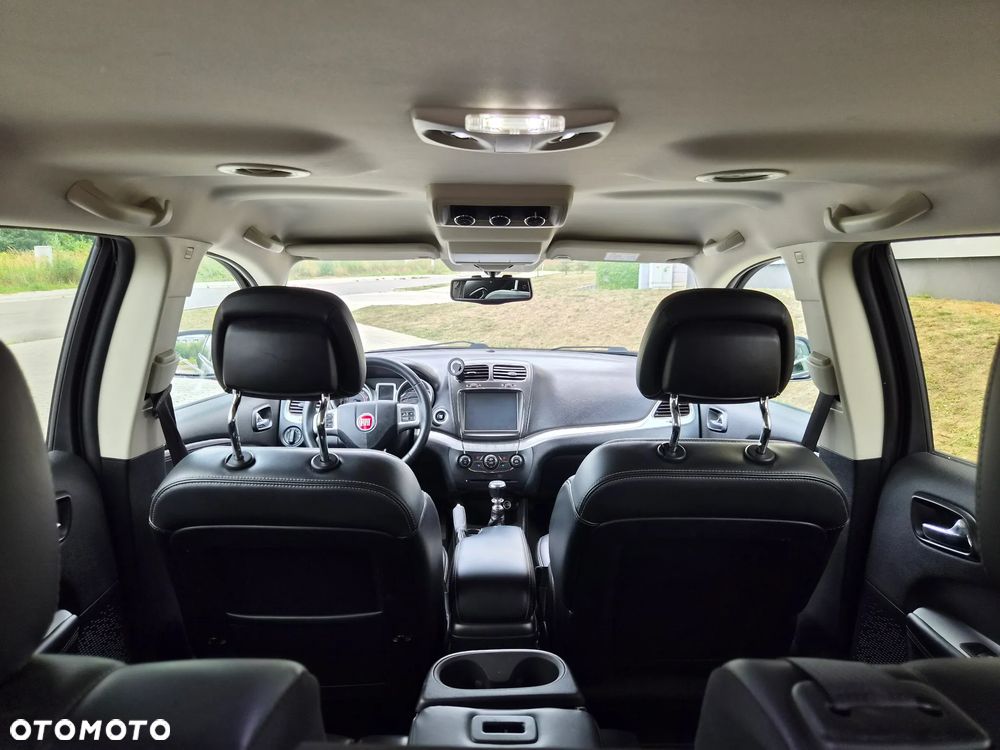 Fiat Freemont 2.0 Multijet Urban - 37