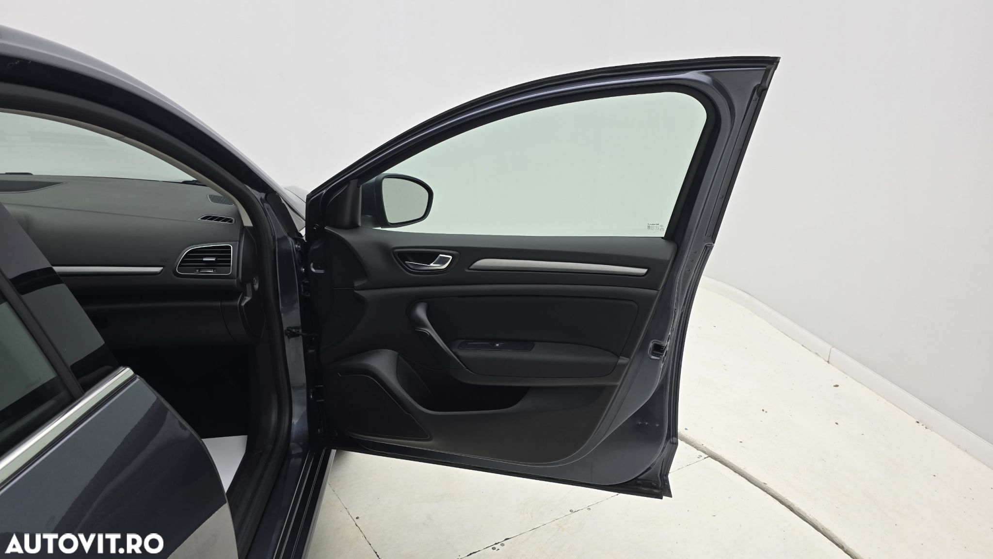 Renault Megane - 18
