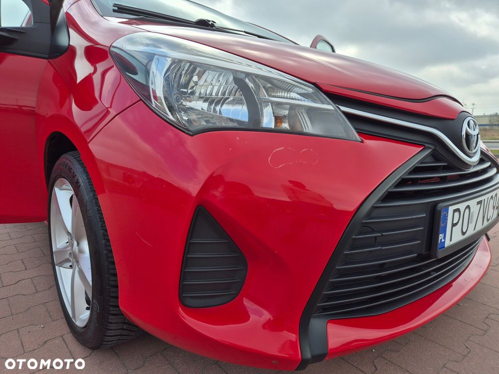 Toyota Yaris - 12