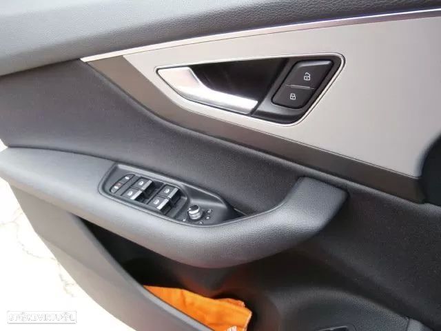 Audi Q7 3.0 TDI e-tron quattro tiptronic - 42