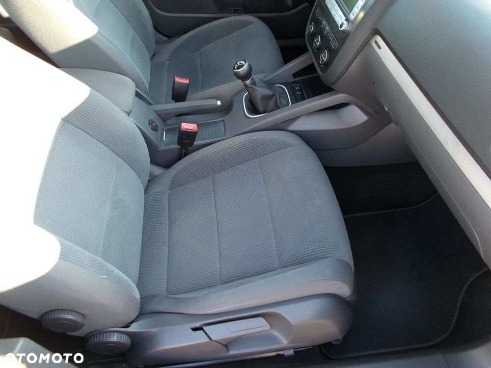 Volkswagen Jetta 1.4 TSI Comfortline - 12