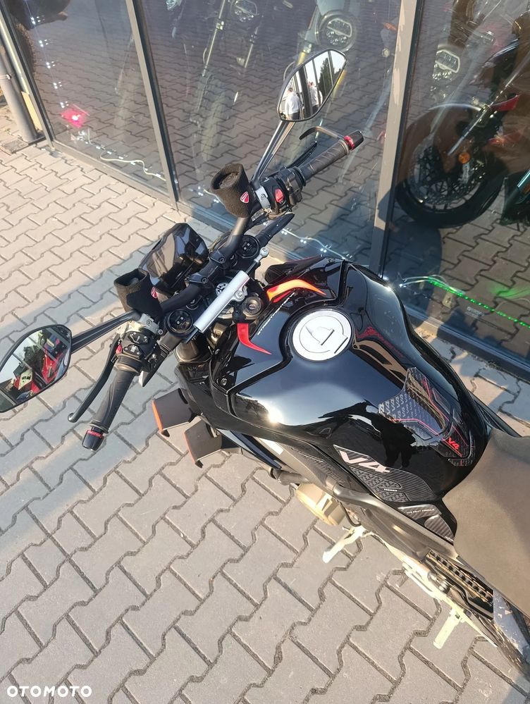 Ducati Streetfighter V4 - 11