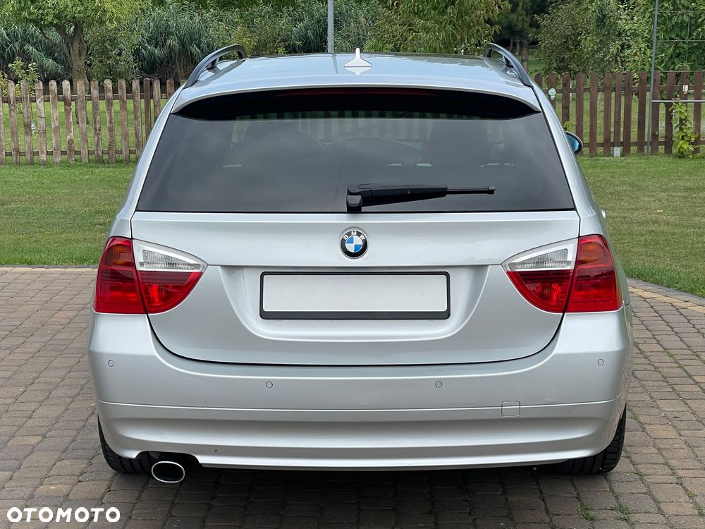 BMW Seria 3 - 10