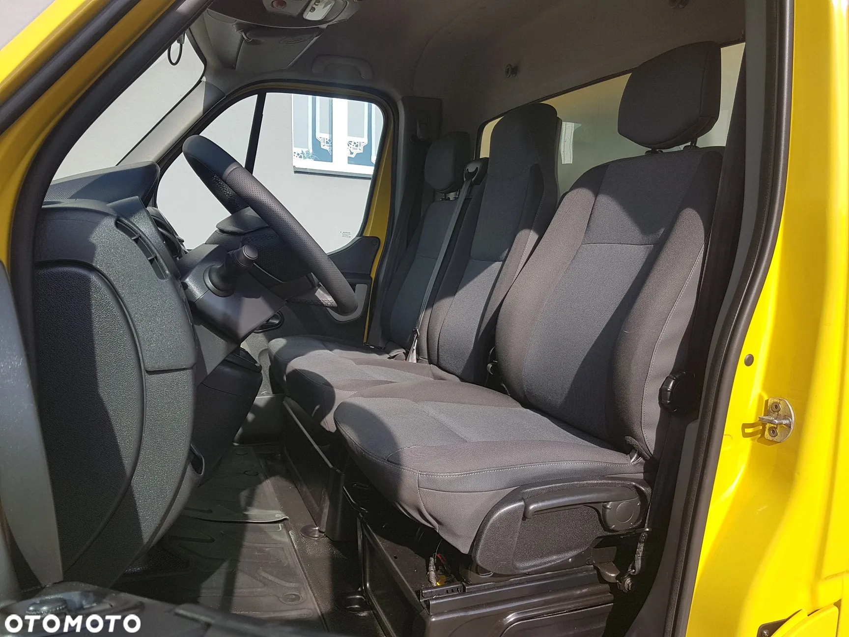 Renault MASTER KONTENER 8EP 4,21x2,23x2,22 KLIMA KRAJOWY MANUAL 6-BIEGÓW - 7