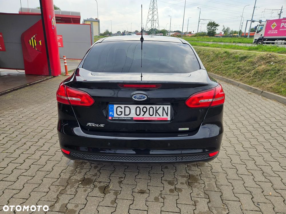 Ford Focus 1.0 EcoBoost Titanium - 3